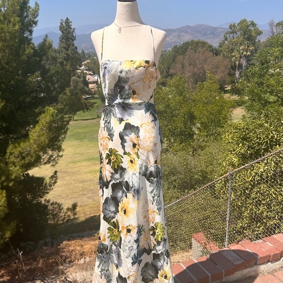 NWOT Petal & Pup Lace Up Floral Dress - Yellow and Green - Picture 5 of 9